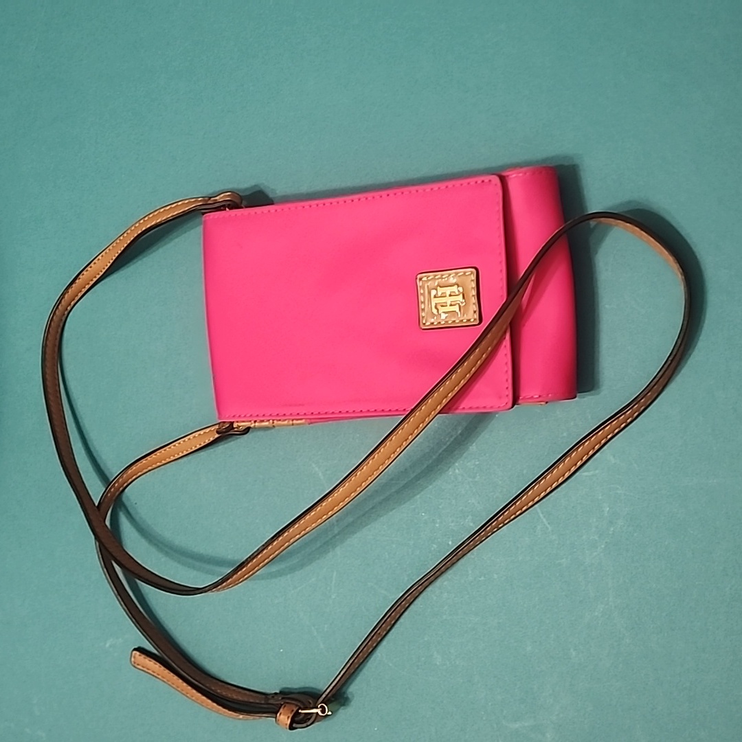 Tommy Hilfiger Julia Phone Wallet